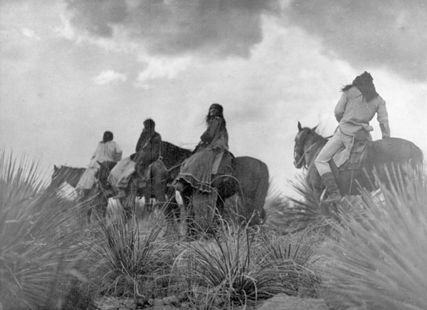 Apaches on horseback 1