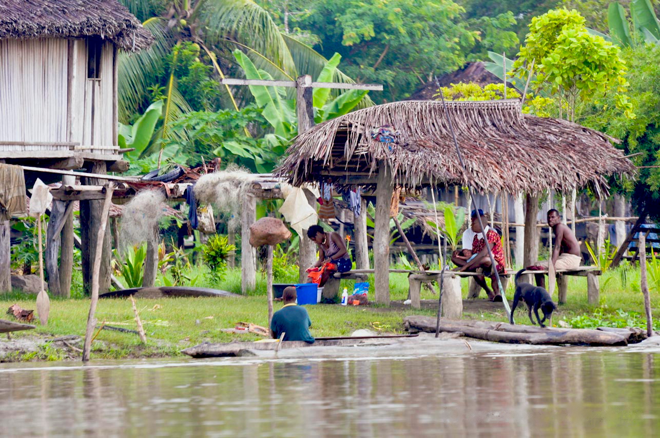 Daily life in a village on the banks of the Sepik River Daily life in a village on the banks of the Sepik River