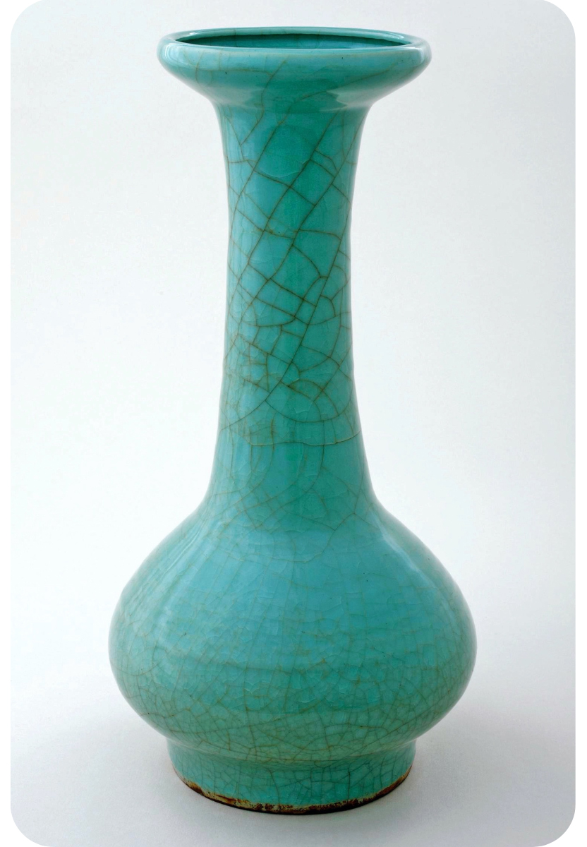 Crackled celadon Song vase