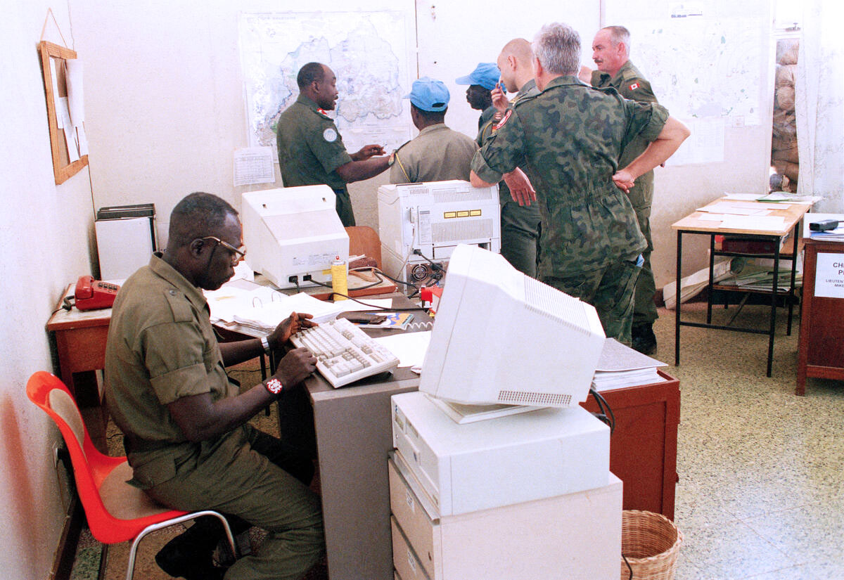 Briefing at Unamir