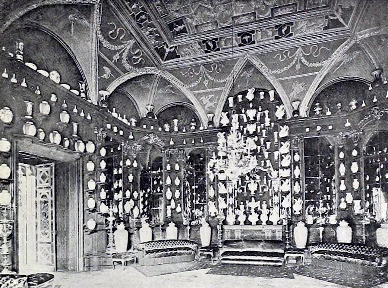 Dresden Porzellansammlung in 1900