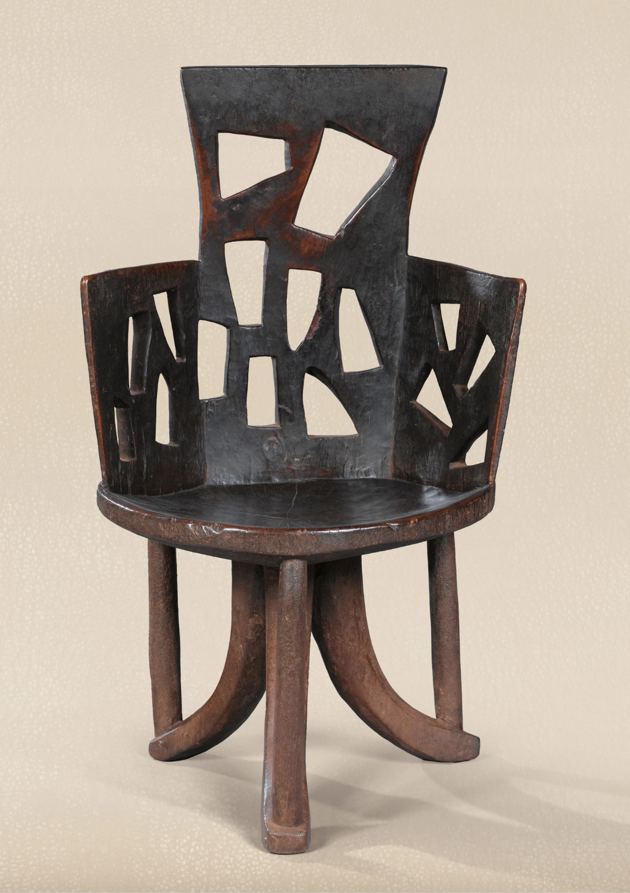 GOURAGE THRONE GOURAGE THRONE