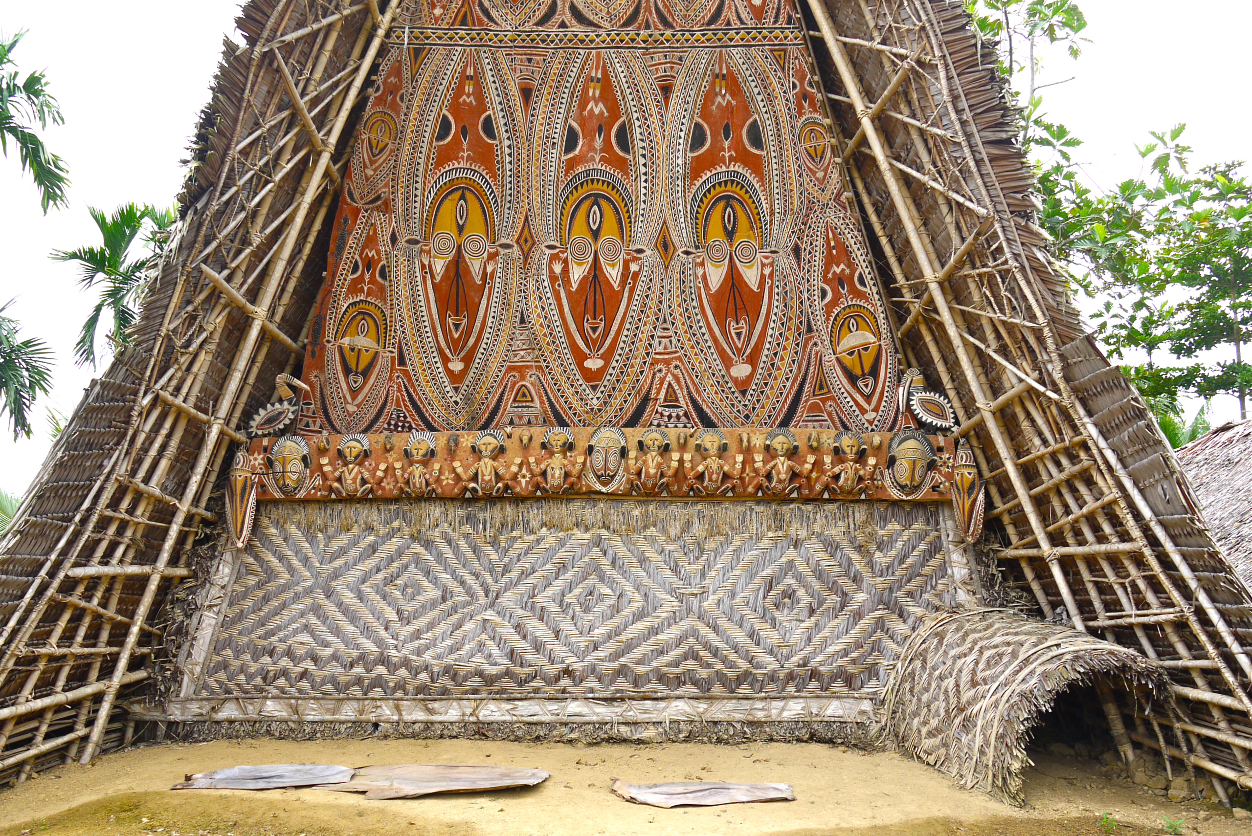 The entrance to the Haus Tambaran in Apangai, Maprik District